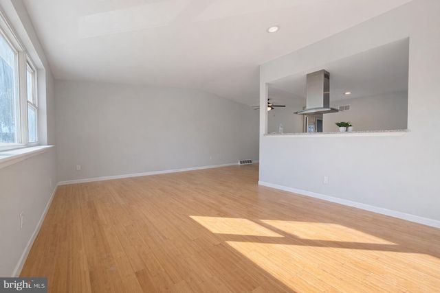 419 RENNARD ST, Philadelphia, PA 19116