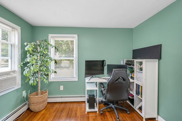 103 Fox Ave, Dracut, MA 01826