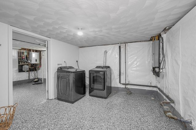 103 Fox Ave, Dracut, MA 01826