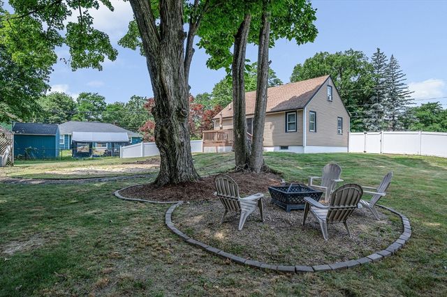 103 Fox Ave, Dracut, MA 01826