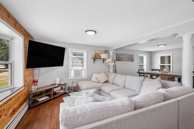 103 Fox Ave, Dracut, MA 01826