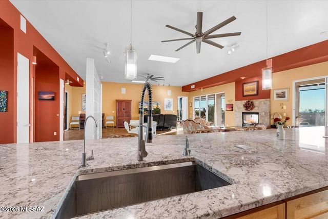 15190 E Two Bar Z Ranch Place, Vail, AZ 85641