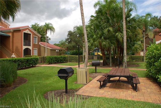 1130 Reserve WAY 208, Naples, FL 34105