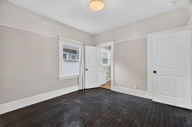 3321 35th St, Sacramento, CA 95817