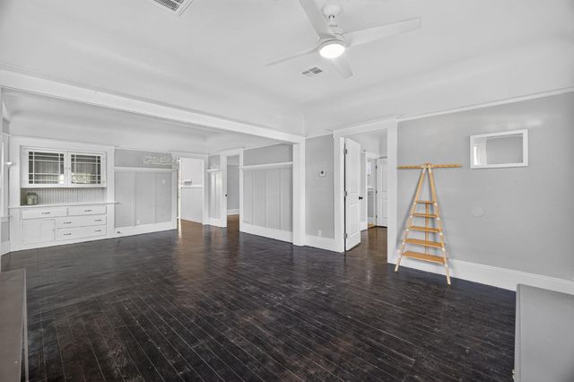 3321 35th St, Sacramento, CA 95817