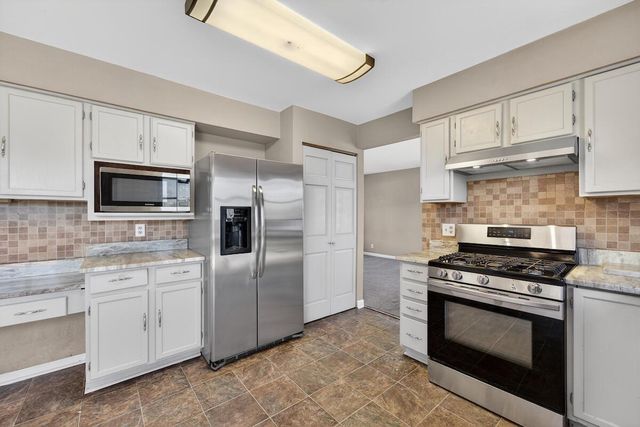 10550 Peggy DRIVE, Oak Creek, WI 53154