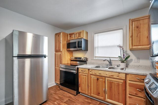 172 Hadley Dr, Clarksville, TN 37042