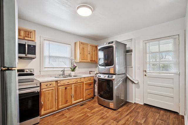 172 Hadley Dr, Clarksville, TN 37042