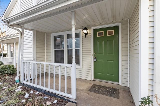 527 Pine Tops CT, Virginia Beach, VA 23451