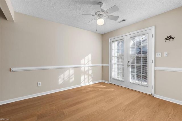 527 Pine Tops CT, Virginia Beach, VA 23451