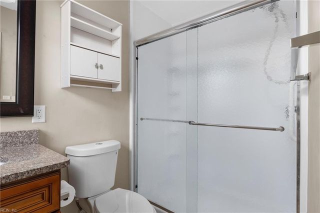 527 Pine Tops CT, Virginia Beach, VA 23451