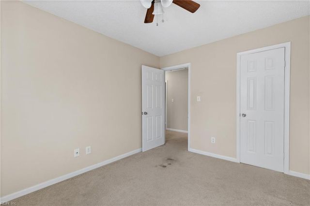 527 Pine Tops CT, Virginia Beach, VA 23451