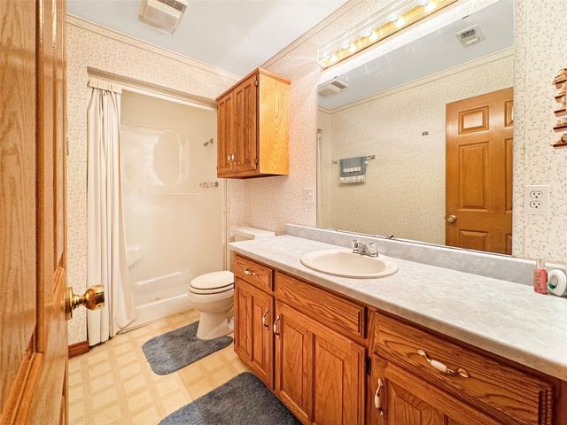 3870 County Road 45080, Arthur City, TX 75411
