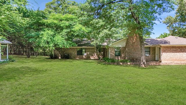 3870 County Road 45080, Arthur City, TX 75411