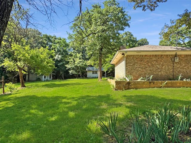 3870 County Road 45080, Arthur City, TX 75411
