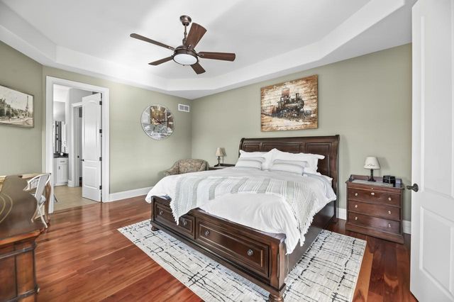 2907 Broken Arrow COURT, Waukesha, WI 53189