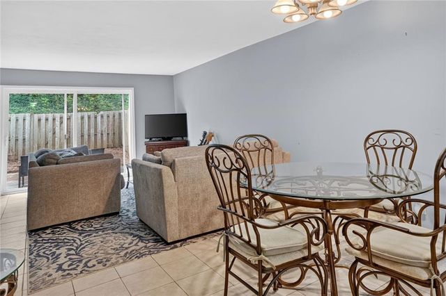 2551 Bradford Square NE, Atlanta, GA 30345