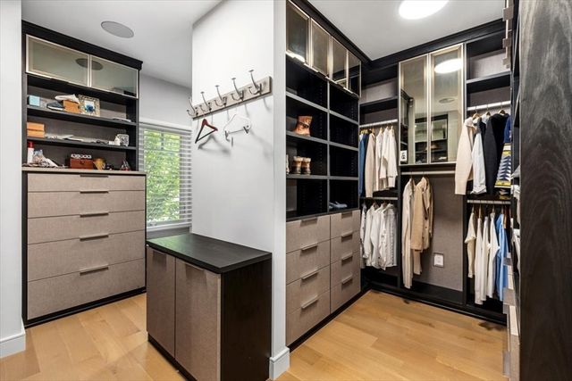 2 Black Rock Dr 21, Hingham, MA 02043