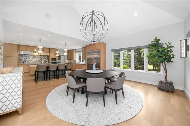 2 Black Rock Dr 21, Hingham, MA 02043