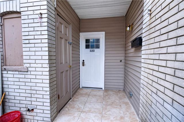 123 South Blank Street, Allentown City, PA 18102