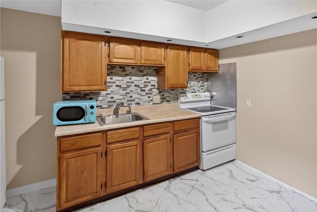 123 South Blank Street, Allentown City, PA 18102