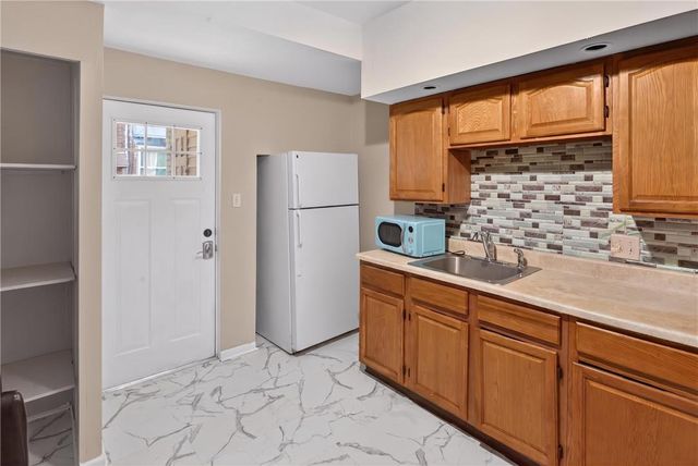 123 South Blank Street, Allentown City, PA 18102