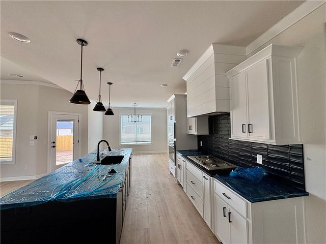 2121 Porter Street, Pea Ridge, AR 72751