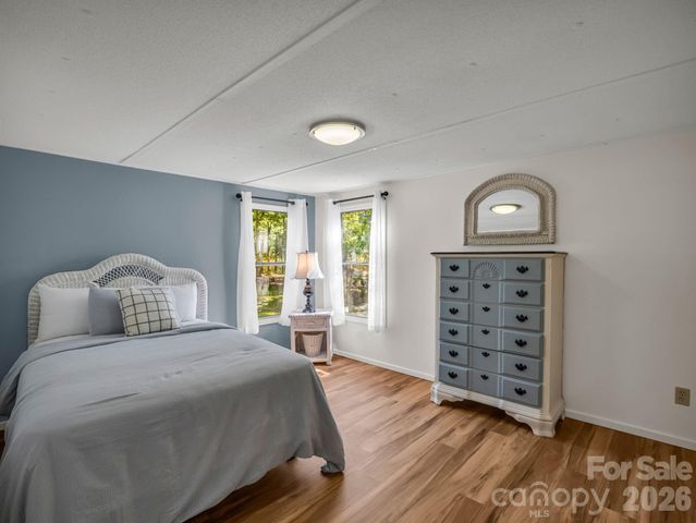 1120 Sandy Plains Road, Tryon, NC 28782