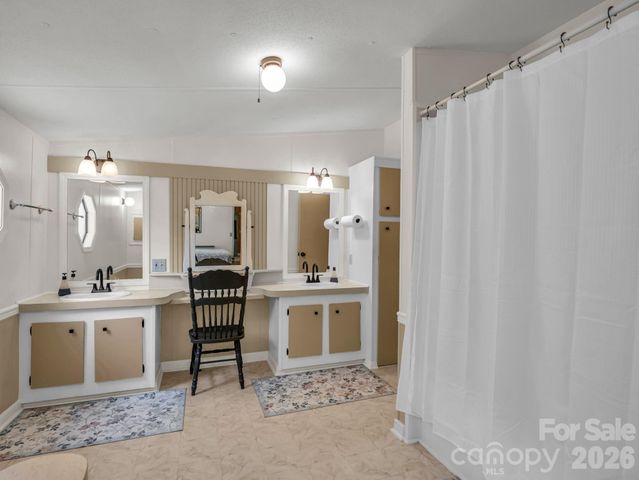 1120 Sandy Plains Road, Tryon, NC 28782