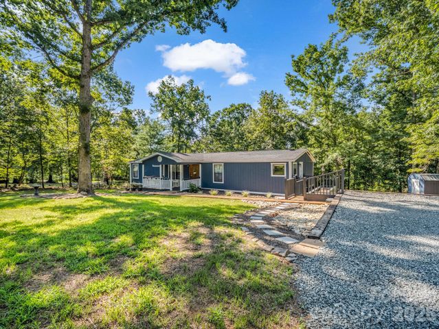1120 Sandy Plains Road, Tryon, NC 28782