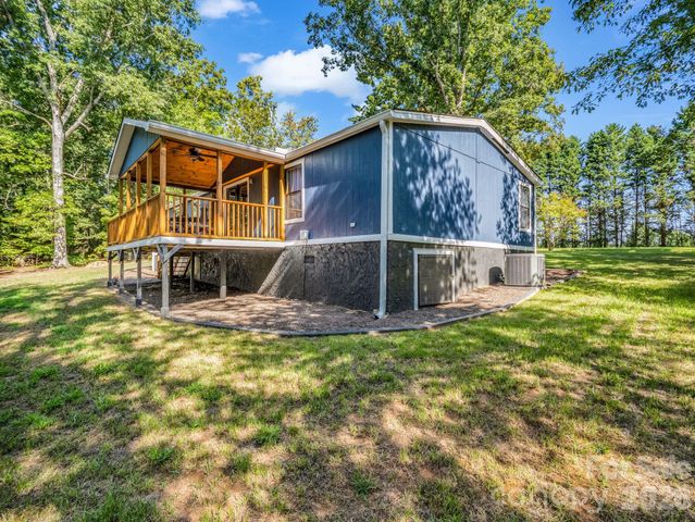 1120 Sandy Plains Road, Tryon, NC 28782