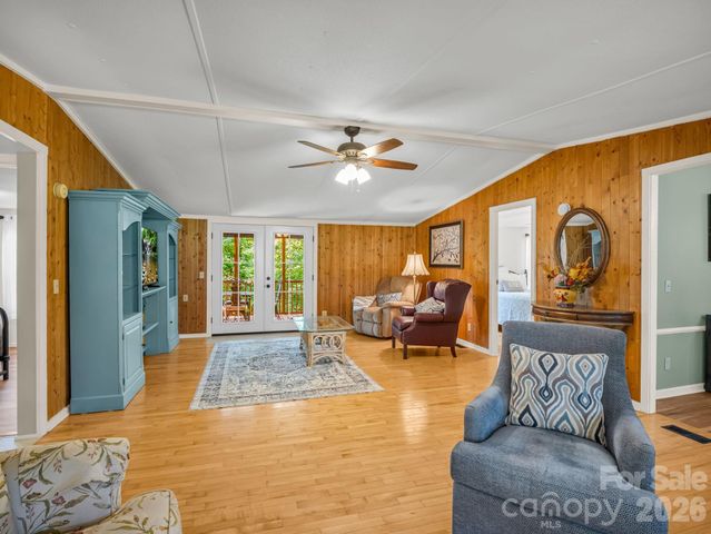 1120 Sandy Plains Road, Tryon, NC 28782
