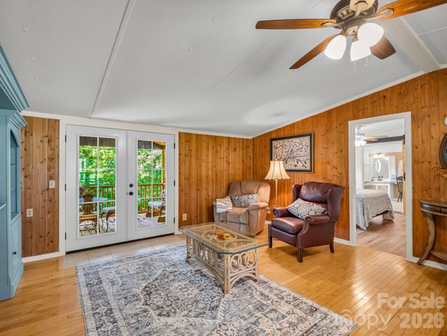 1120 Sandy Plains Road, Tryon, NC 28782