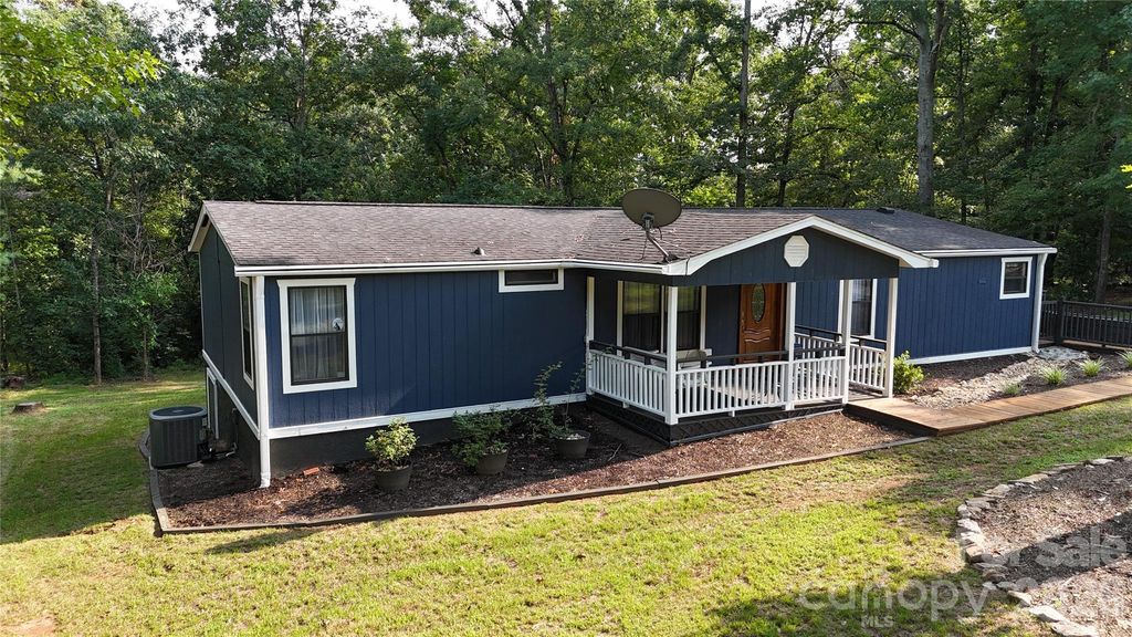 1120 Sandy Plains Road, Tryon, NC 28782