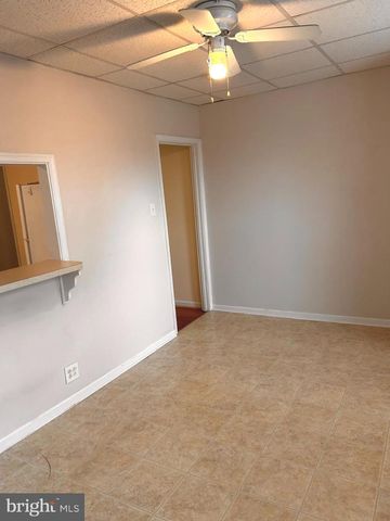 574"B" HADDON AVE, Collingswood, NJ 08108