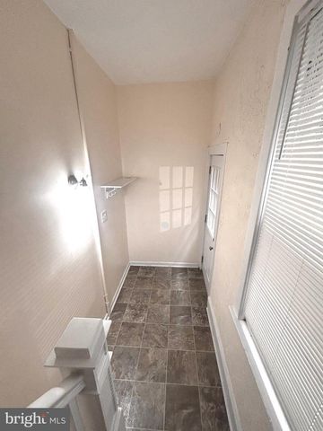574"B" HADDON AVE, Collingswood, NJ 08108