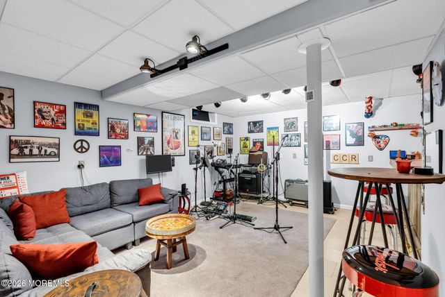 272 W Veterans Highway, Jackson, NJ 08527