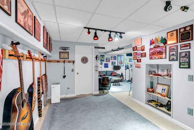 272 W Veterans Highway, Jackson, NJ 08527
