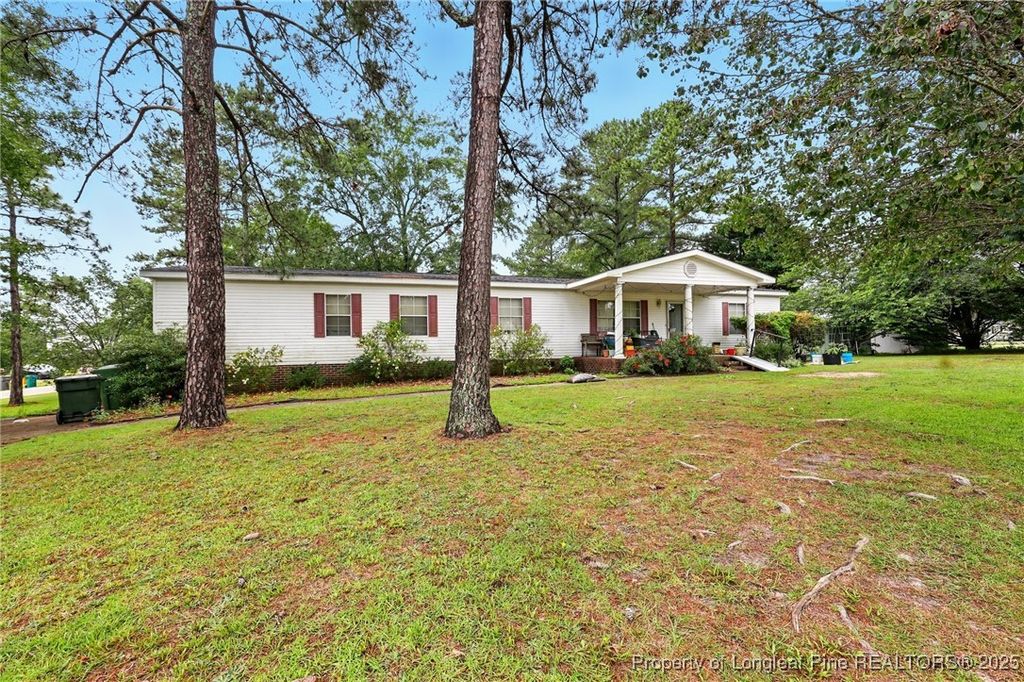 4915 Jefferson Walk Road, Hope Mills, NC 28348