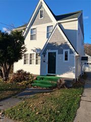 525 E Mount Hope Avenue, Lansing, MI 48910