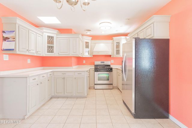 10324 Shoshone st Street, El Paso, TX 79924