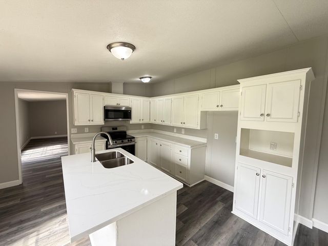 16323 Fawn Ridge Drive, Conroe, TX 77302