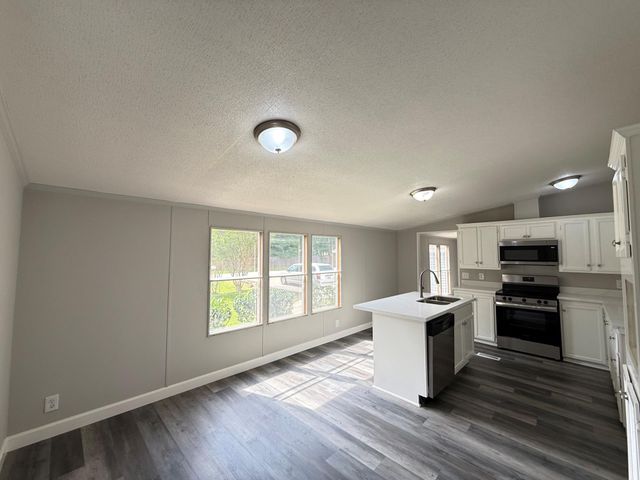 16323 Fawn Ridge Drive, Conroe, TX 77302