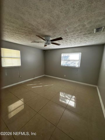 577 S CLERMONT Avenue S, Orange Park, FL 32073