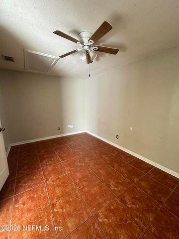 577 S CLERMONT Avenue S, Orange Park, FL 32073