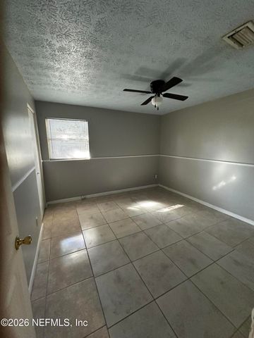 577 S CLERMONT Avenue S, Orange Park, FL 32073