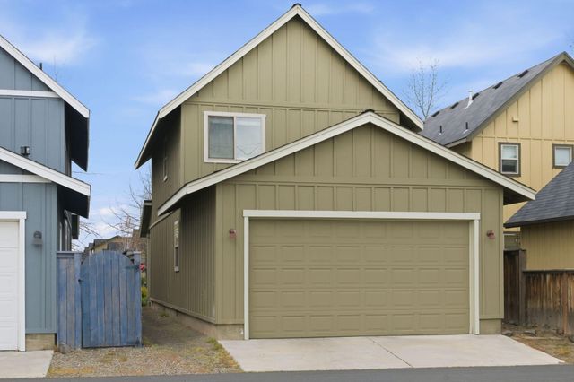 63113 De Haviland Court, Bend, OR 97701
