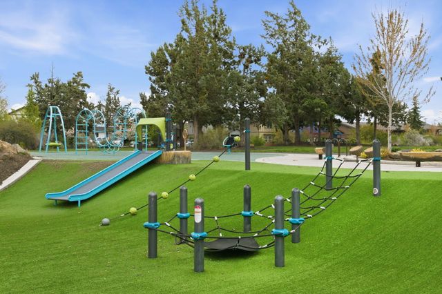 63113 De Haviland Court, Bend, OR 97701