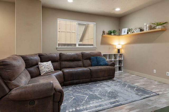 63113 De Haviland Court, Bend, OR 97701