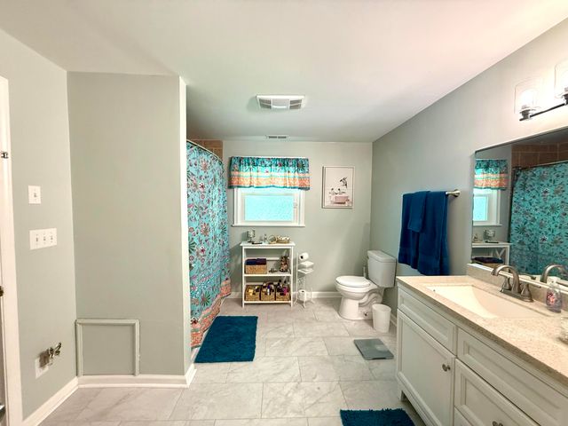 3826 Cravens Creek RD, Roanoke, VA 24018